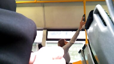 Cô bé sinh viên cô gái trong đồng phục sống phim ses khong che sau khi lớp
