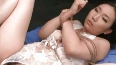 Gái tóc vàng áo và râu ses dong tinh nu pt1